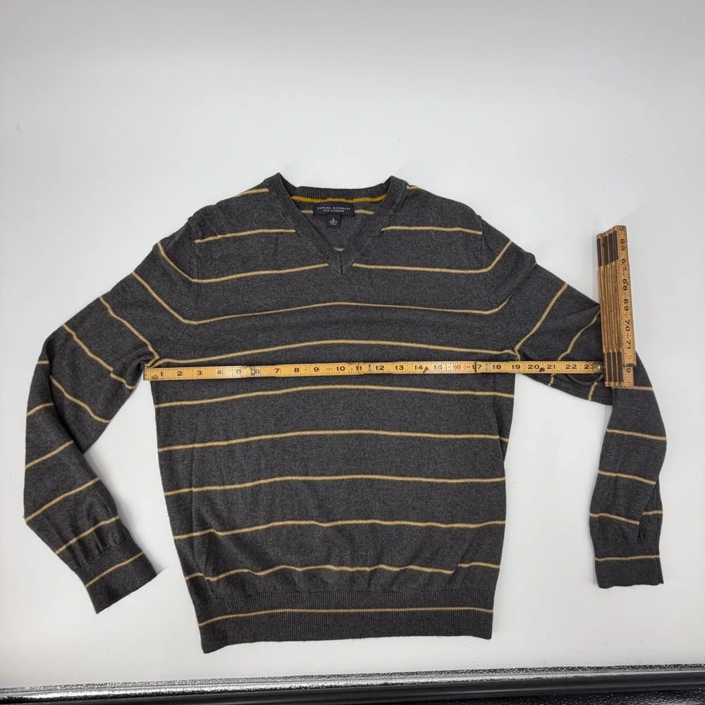 Banana Republic Mens Silk Cashmere V-Neck Striped Sweater Grey Yellow Small